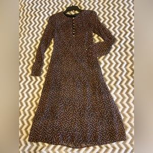 THEORY polka dot midi dress in silk chiffon with lining. Mint condition …